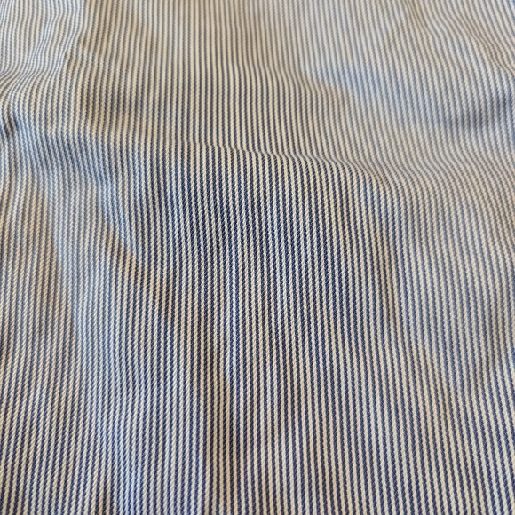 H&M French cuffed medium dress shirt - Picture 3 of 4